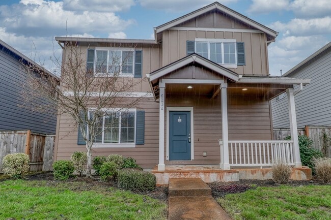 Primary Photo - Spacious 4br/2.5ba house with garage in well maintained neighborhood