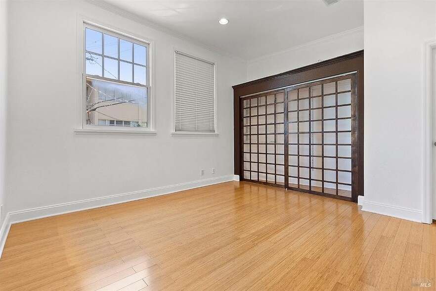 SECOND FLOOR $4,100 - 2 Prospect Dr