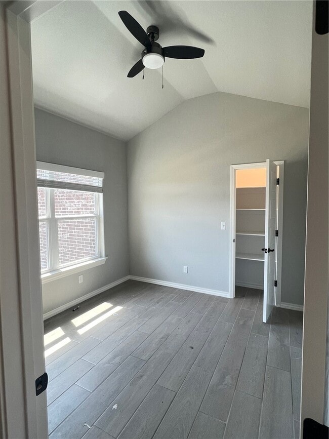 Building Photo - 2648 S Olive Ct
