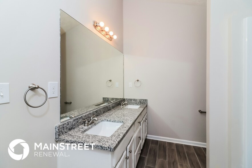 Building Photo - 45 Ashley Way