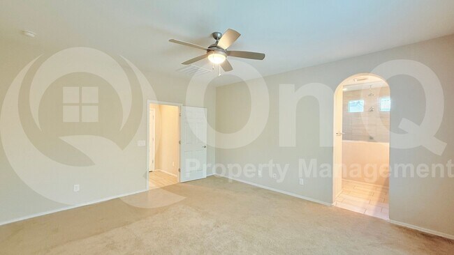 Building Photo - 6613 W Sonoma Way