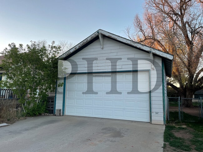 Building Photo - 509 E Harney St