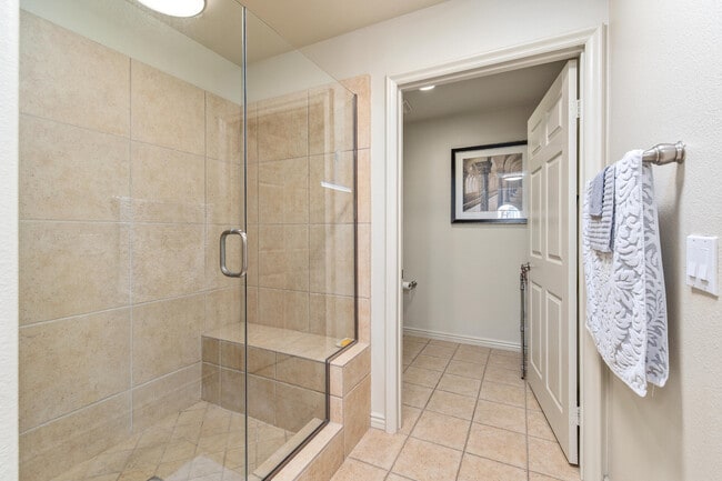 Building Photo - 45245 Seeley Dr