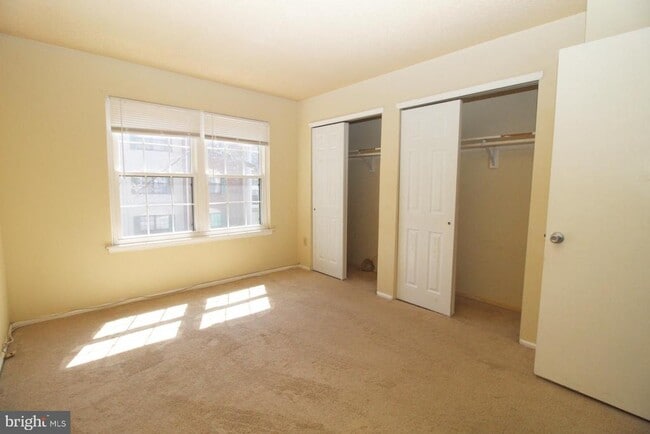 Building Photo - 7 Joyner Ct