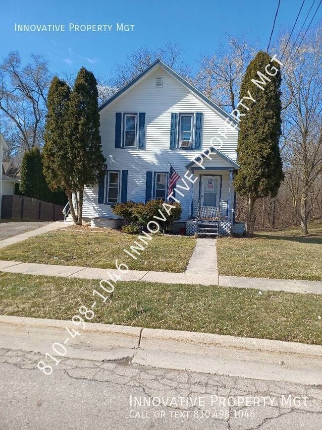 Water included! Beautiful two bedroom apar... 206 New St Clio MI