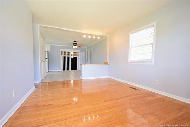 Building Photo - 5330 Plateau Ct