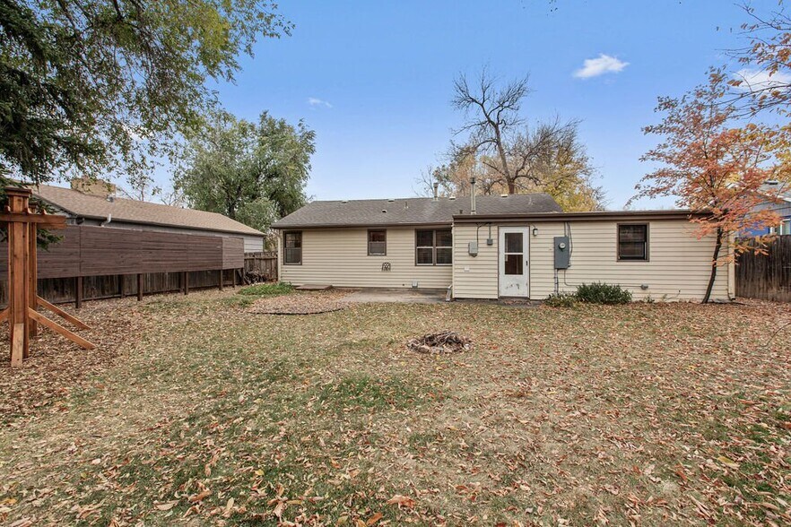 Building Photo - 1504 Westview Ave