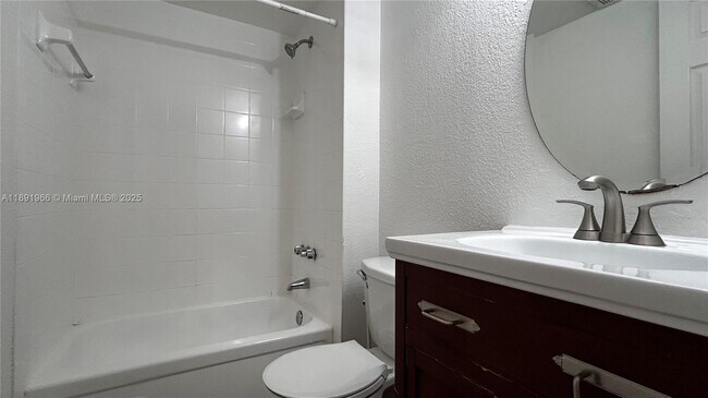 Building Photo - 2575 SW 27th Ave