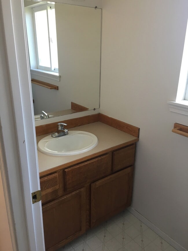 Building Photo - Beautiful Home on Indiana Drive in Ellensburg