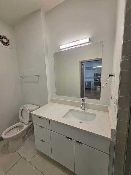 Bathroom 2 - 400 Herron Dr