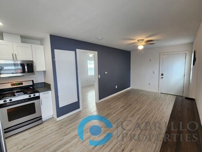 Primary Photo - 1307 Division St
