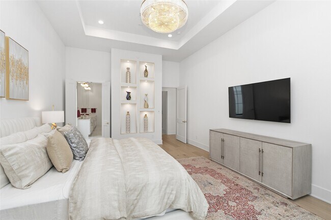 Building Photo - 13034 Memorial Dr