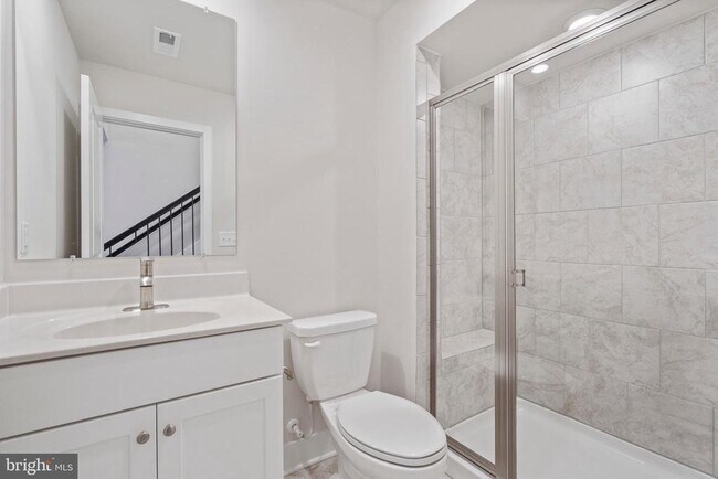 Building Photo - 1830 Parham Wy