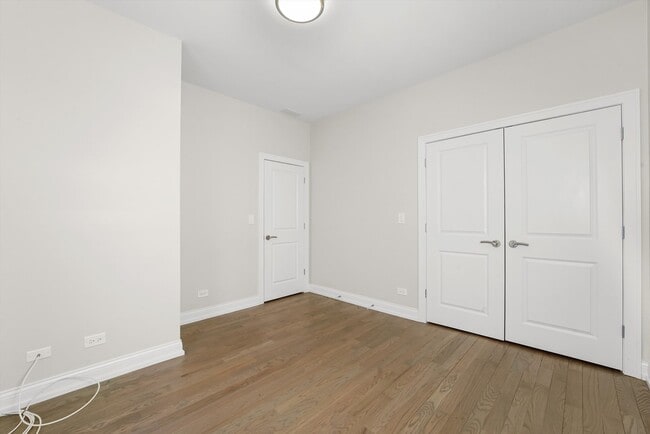 Building Photo - 4819 S Vincennes Ave