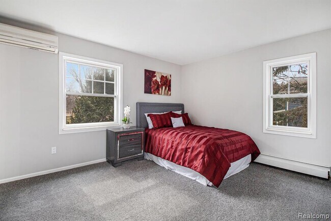 Building Photo - 13428 Sequoia Ln