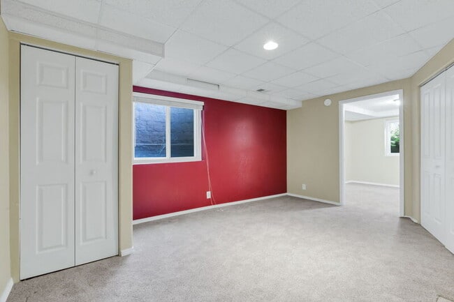 Building Photo - 5630 W 115th Ave