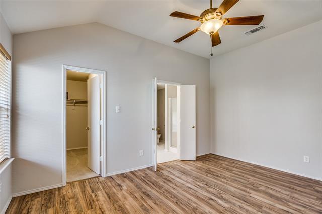 Building Photo - 2412 Heads And Tails Ln