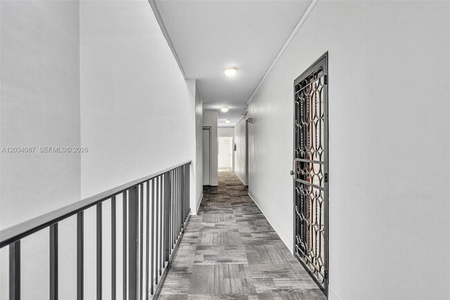 Building Photo - 9124 Collins Ave