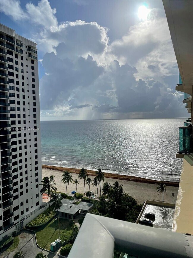 Building Photo - 2501 S Ocean Dr