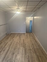 Building Photo - 131 Alameda Rd