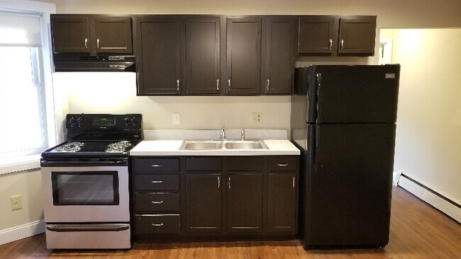 Building Photo - 1325 Pendleton St