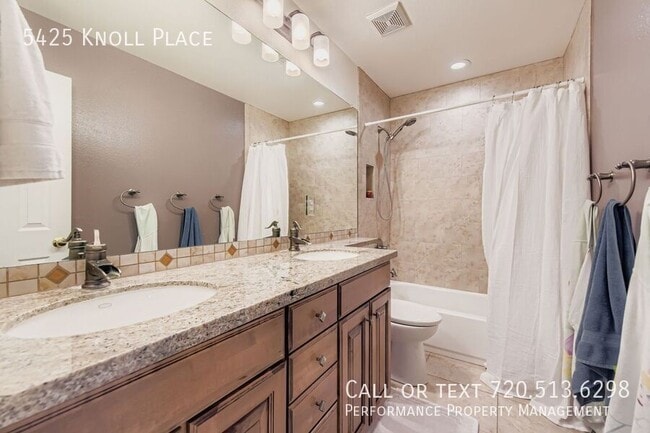 Building Photo - 5425 E Knoll Pl