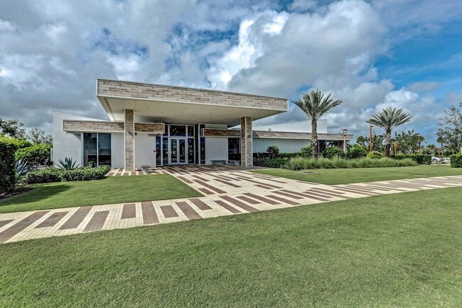 Building Photo - 7089 Edison Pl