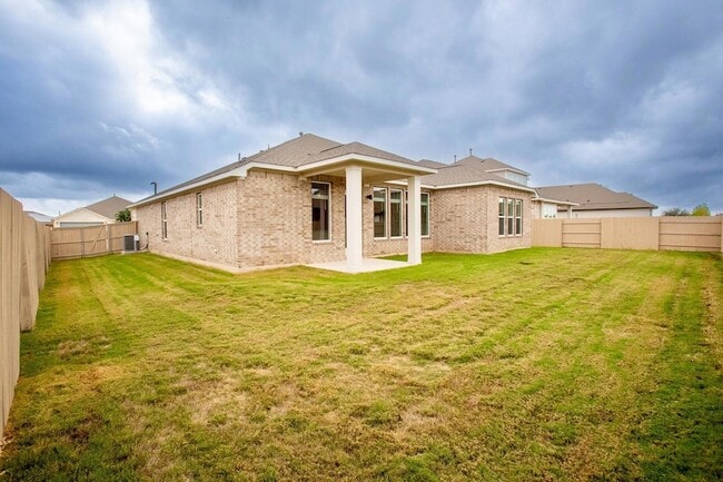 Building Photo - 150 Samuel Blair Pass