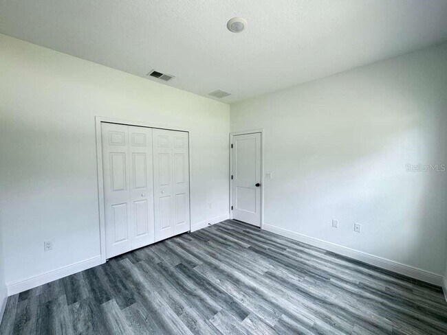 Building Photo - 5998 SW 128th St Rd