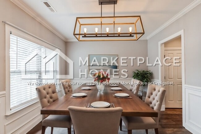 Building Photo - 6097 Amber Forest Trail