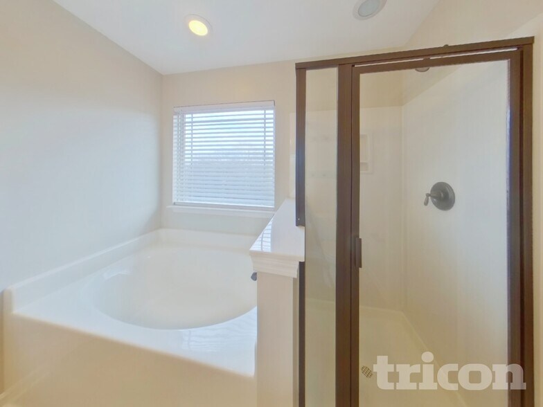 Building Photo - 510 Norwell Ln