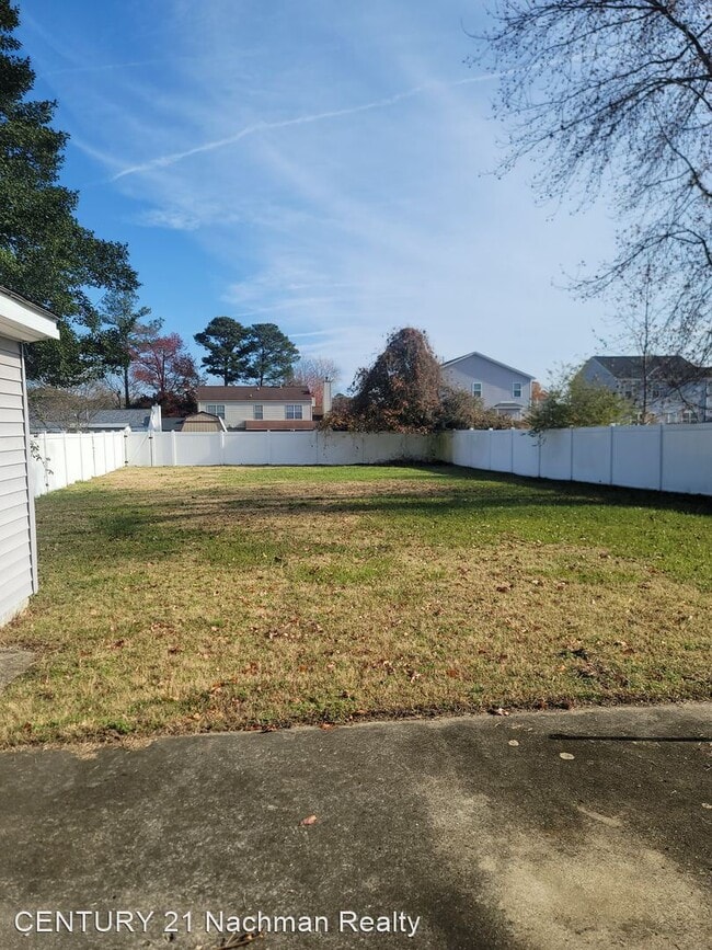 Building Photo - 3 br, 2.5 bath House - 1268 Big Bethel Place