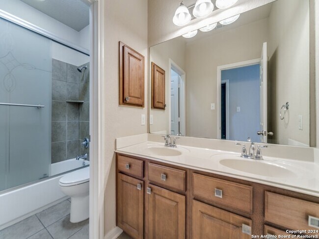 Building Photo - 24103 Briarbrook Way