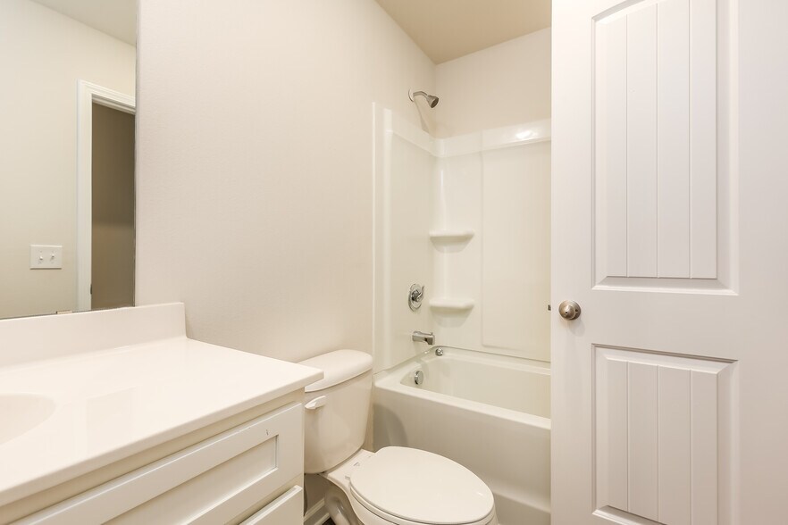 Building Photo - 4069 Reinfield Dr