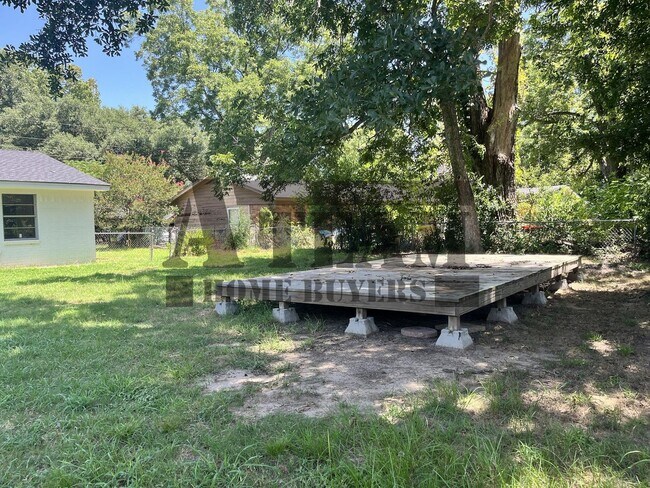Building Photo - Very Cozy 3 Bed 1.5 Bath in Trinidad