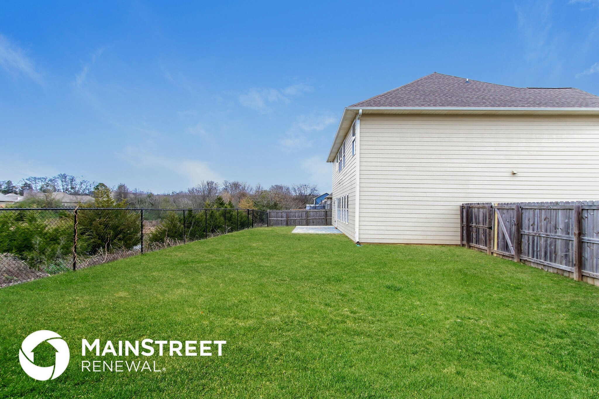 Building Photo - 253 Union Station Dr