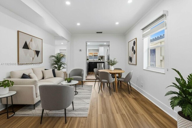 Building Photo - 3240 SW 69th Ave