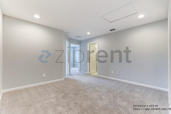 Building Photo - 432 Cape Honeysuckle Pl