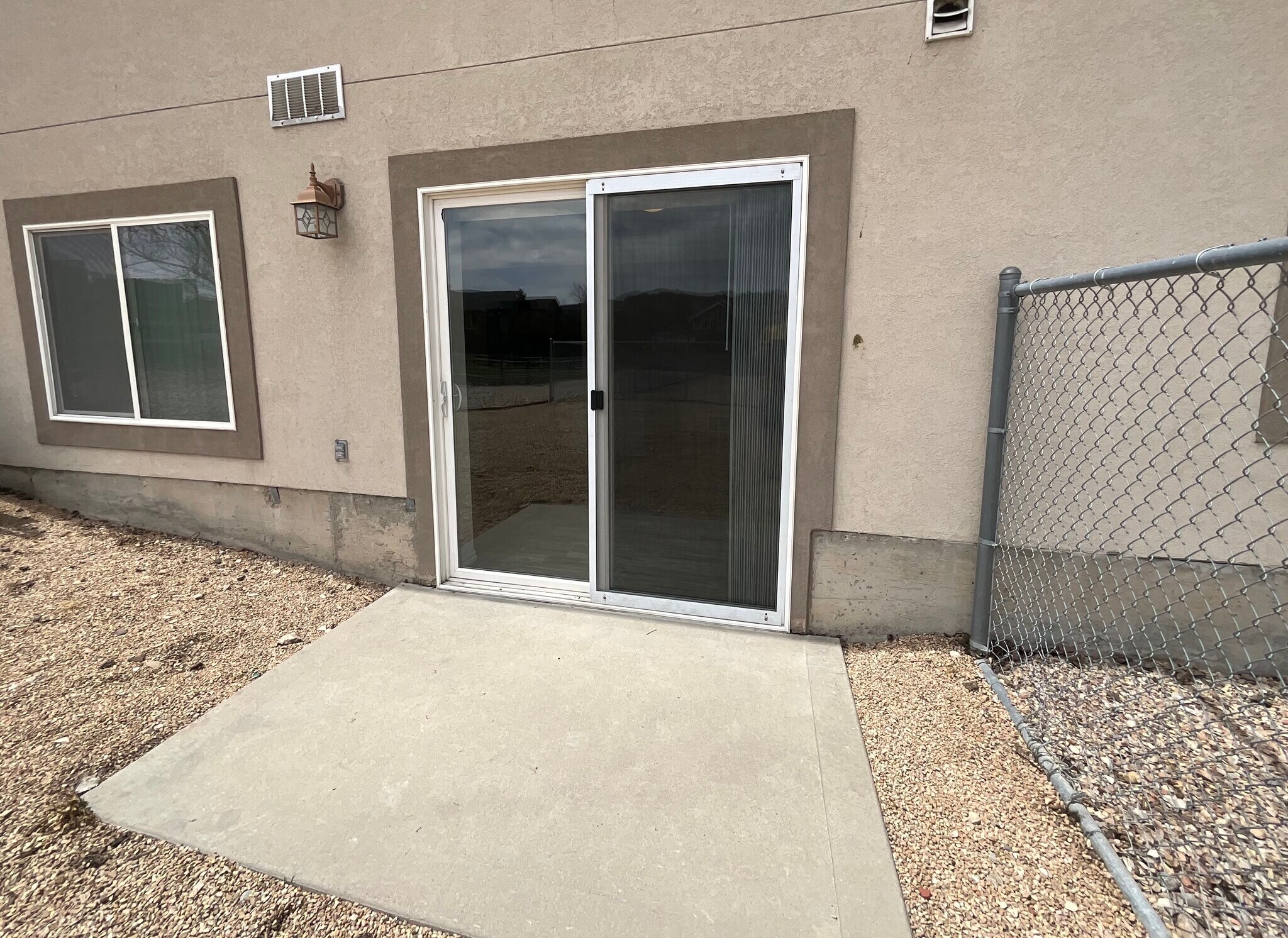 Building Photo - 6304 Parkridge Dr