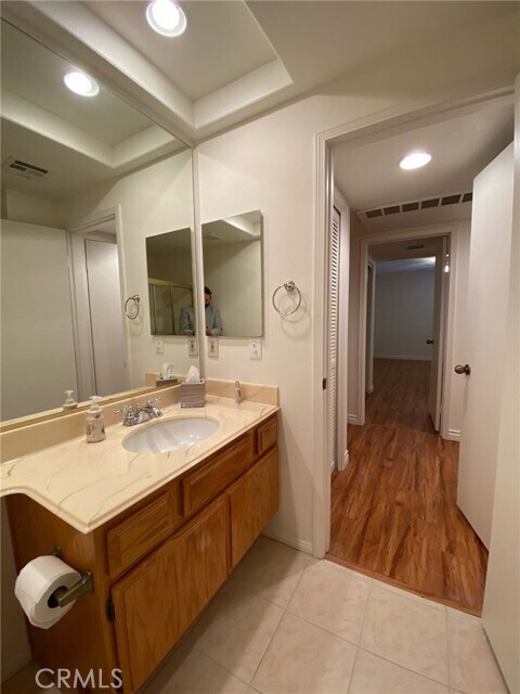 Building Photo - 24478 Howes Dr