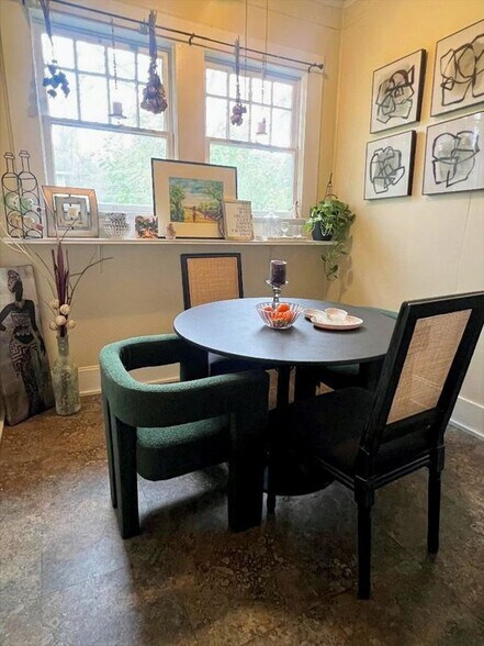 Building Photo - 469 Ogden St