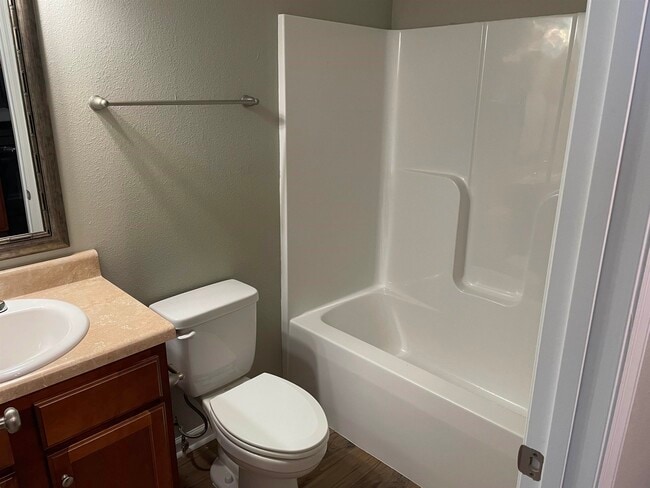 Building Photo - 2249 Del Carmel Way