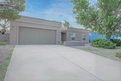 Primary Photo - 1702 Jack Nicklaus Dr