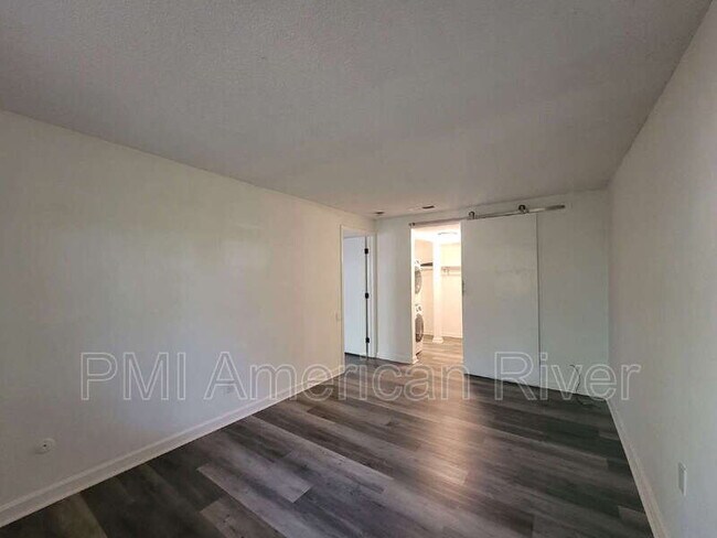 Building Photo - 941 Fulton Ave