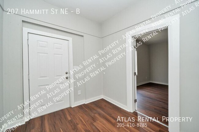Building Photo - 207 Hammitt St NE
