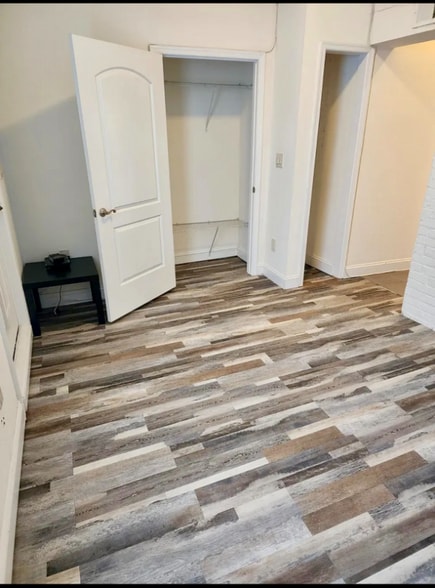 Building Photo - 1614 17th St SE