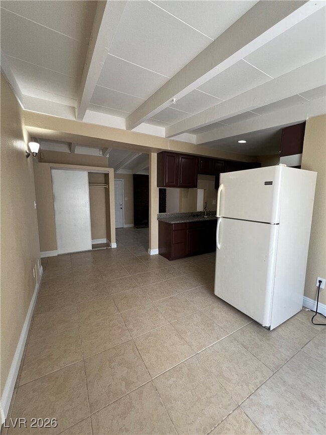 Building Photo - 365 Upland Blvd