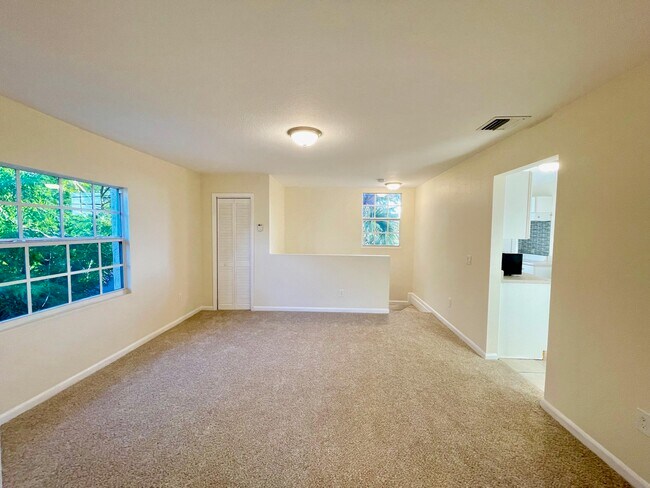 Building Photo - 5555 Garden Ave