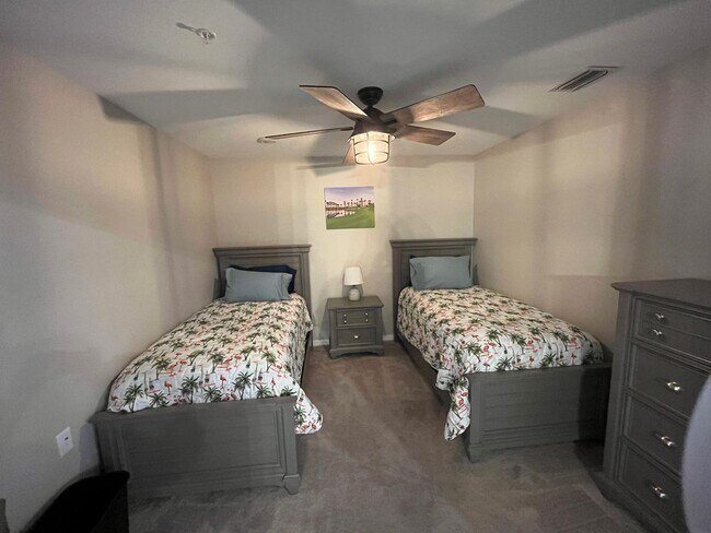 Building Photo - Heritage Landing Golf & Country Club - Win...