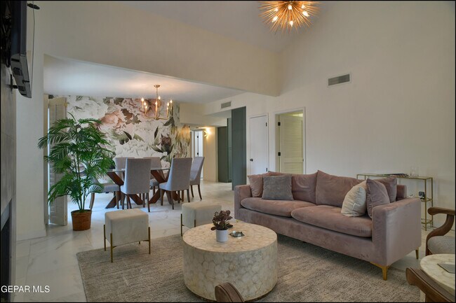 Building Photo - 237 N Alto Mesa Dr